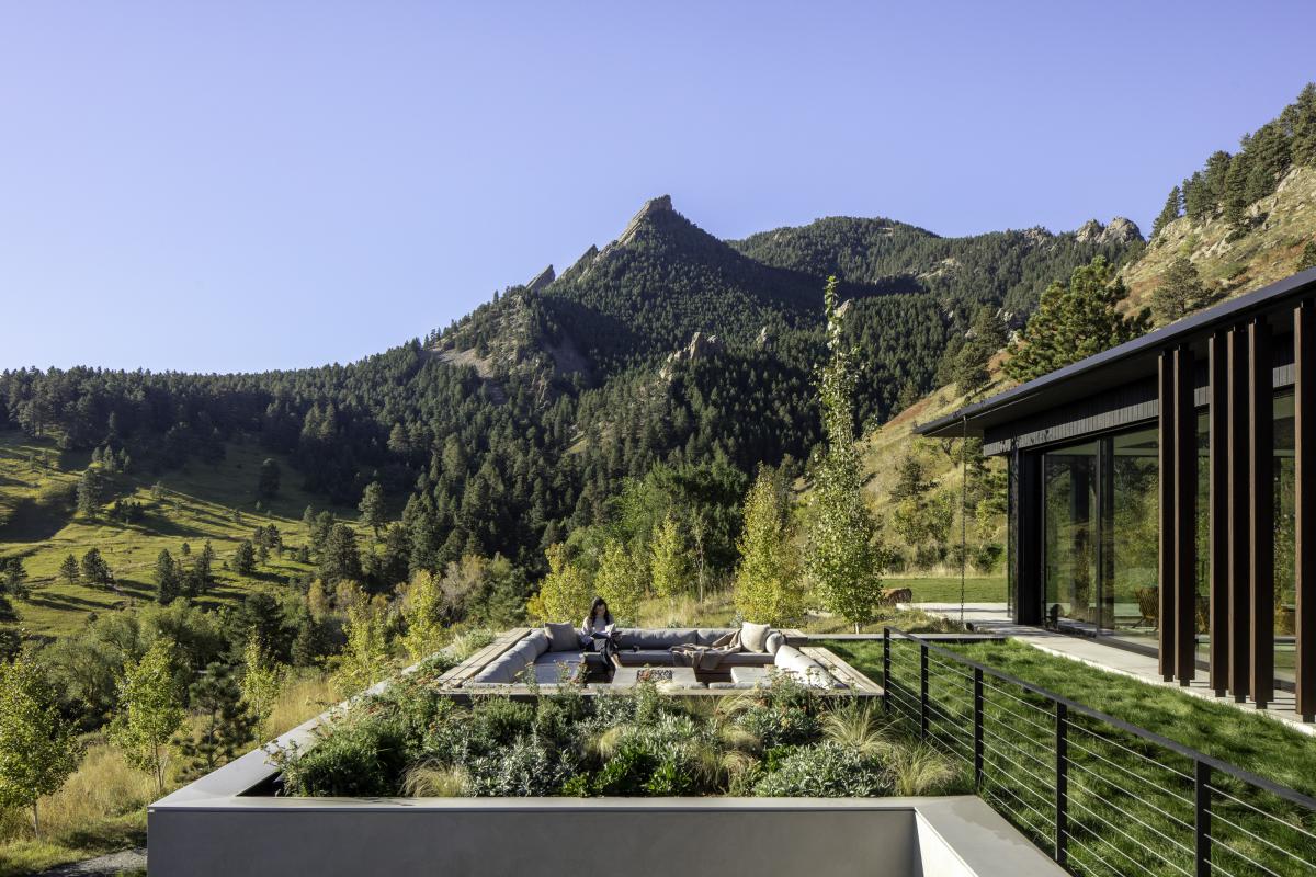 Panorama House — Studio B 