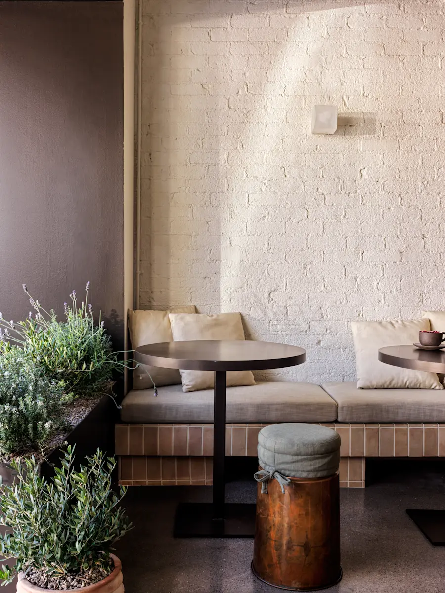 Breadblok — Commune Design