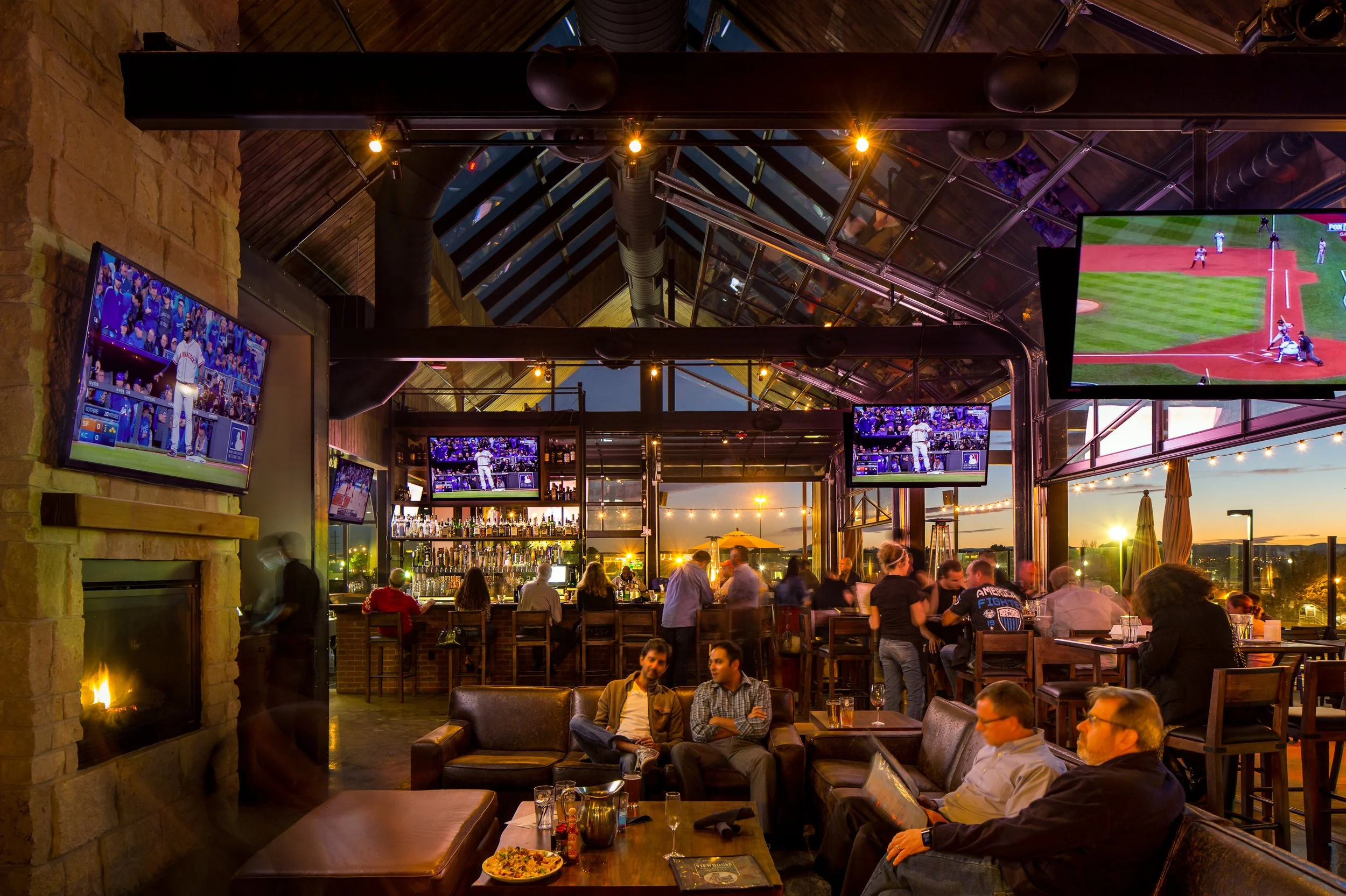 ViewHouse EATERY — Roth Sheppard Architects