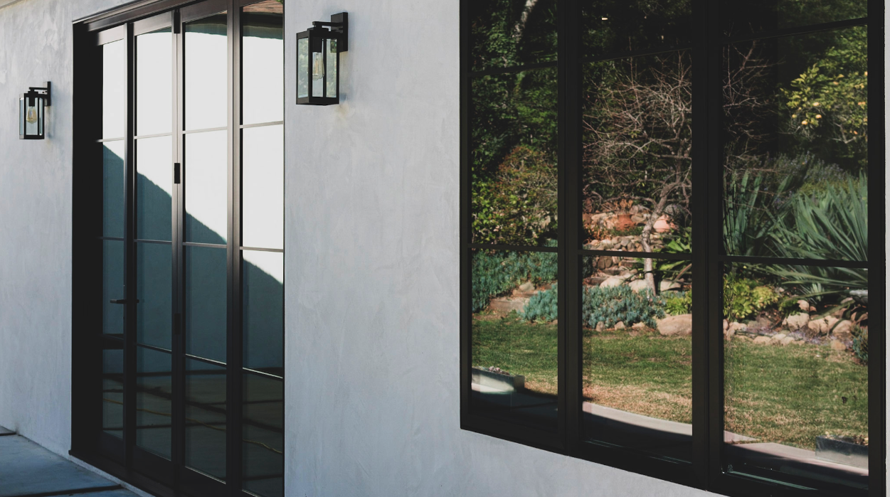 CONTEMPORARY COTTAGE — Becker Studios