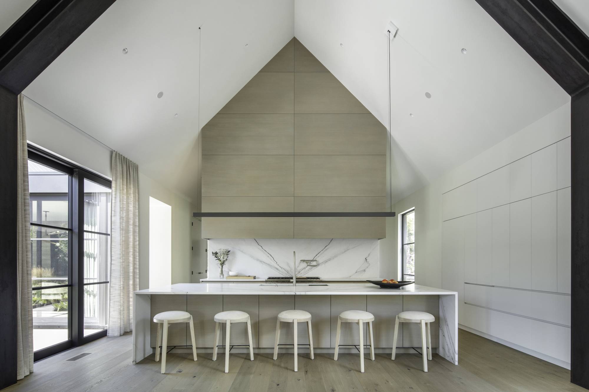 Linden Grove — Studio B 
