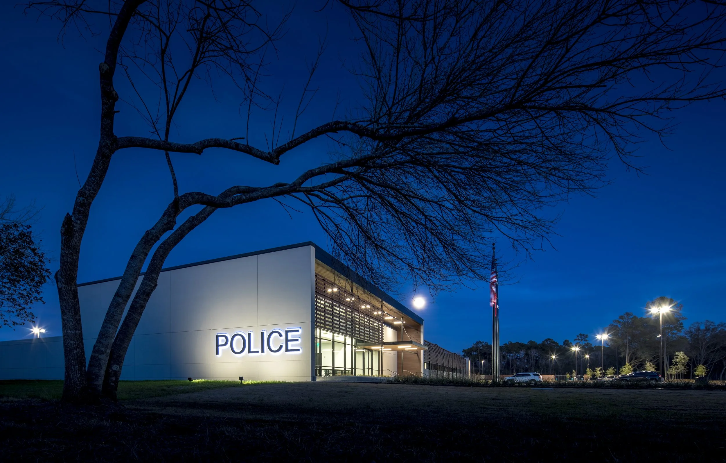 Houston Police Department Southwest Station — Roth Sheppard Architects