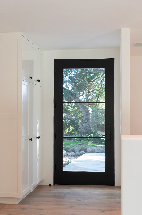 CONTEMPORARY COTTAGE — Becker Studios
