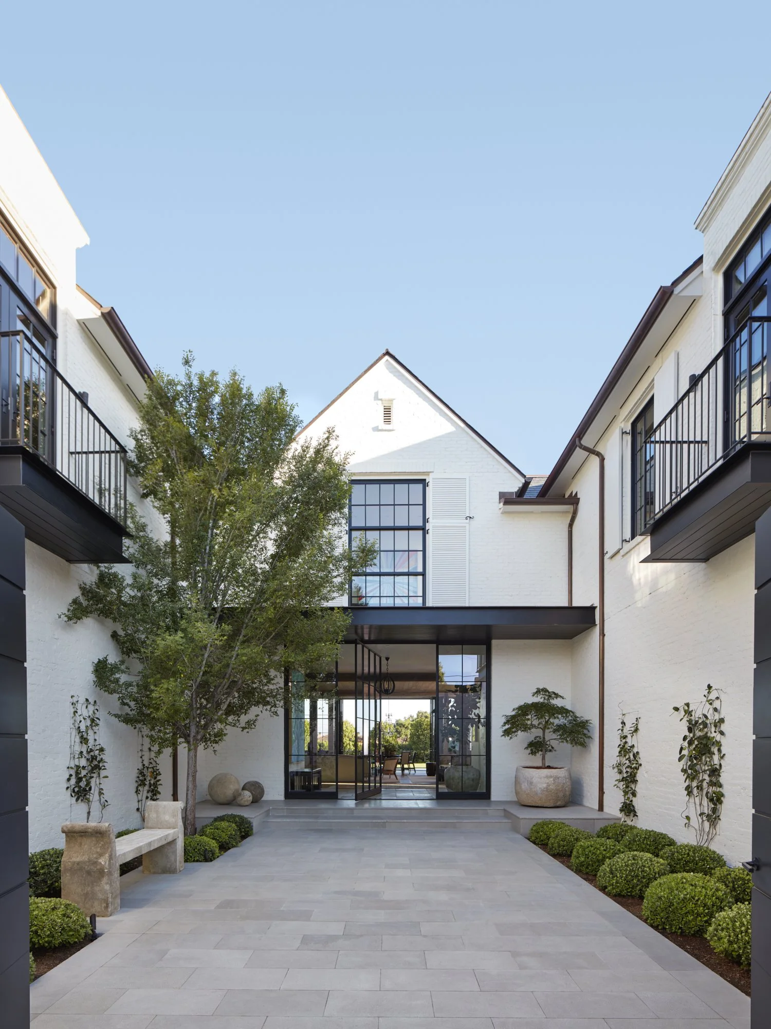 Brentwood Park II — Discover, Connect, Create Now — MLK Studio