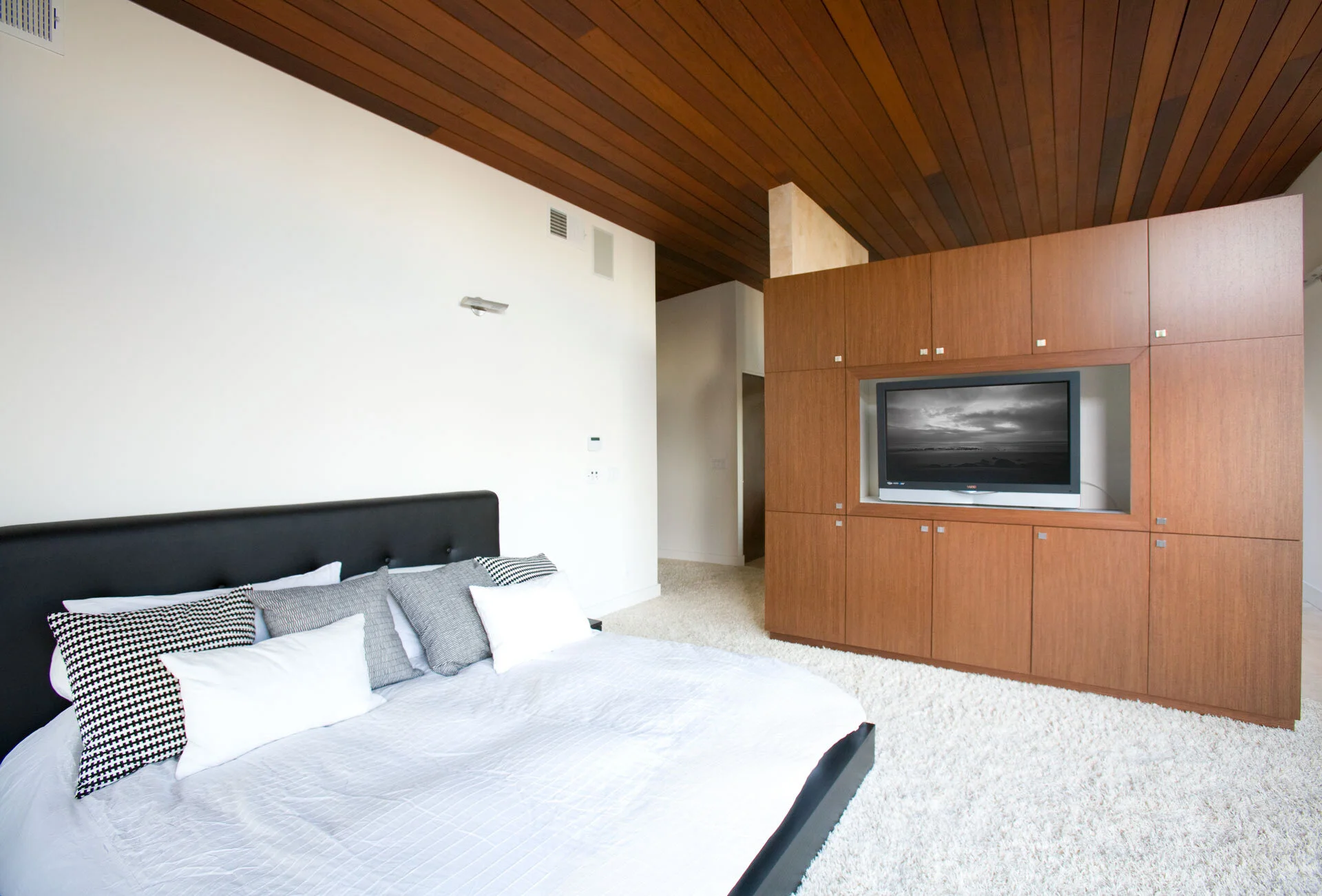 Jackdaw — Nakhshab Development Design
