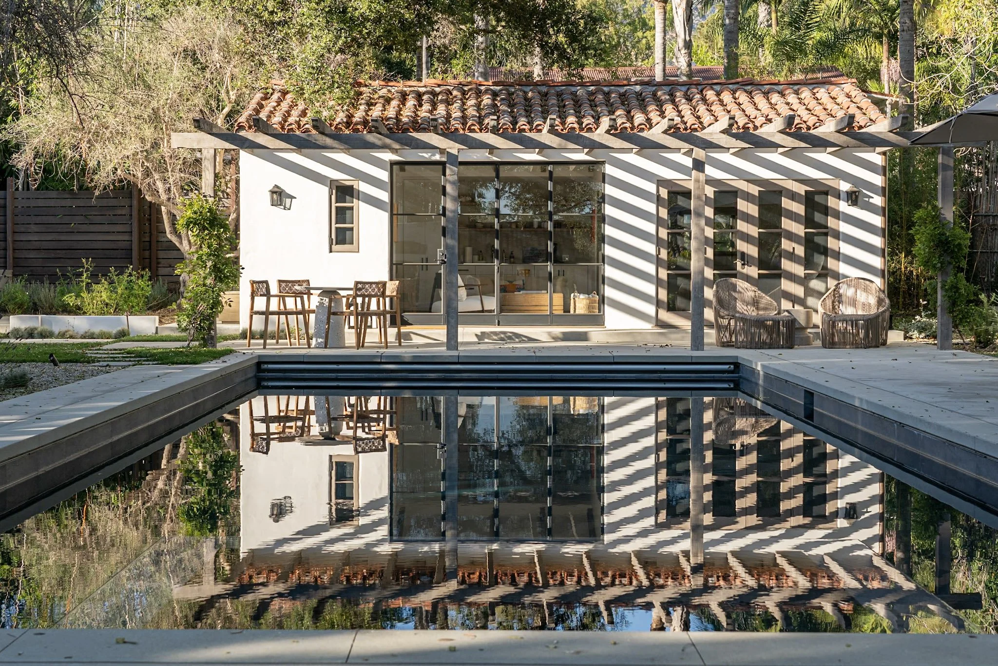 E. VALLEY HACIENDA — Becker Studios