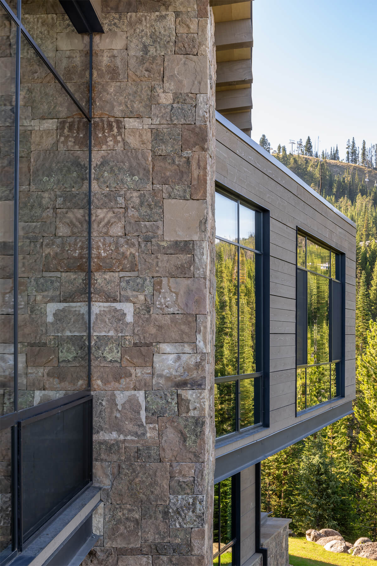 Montane — Pearson Design Group