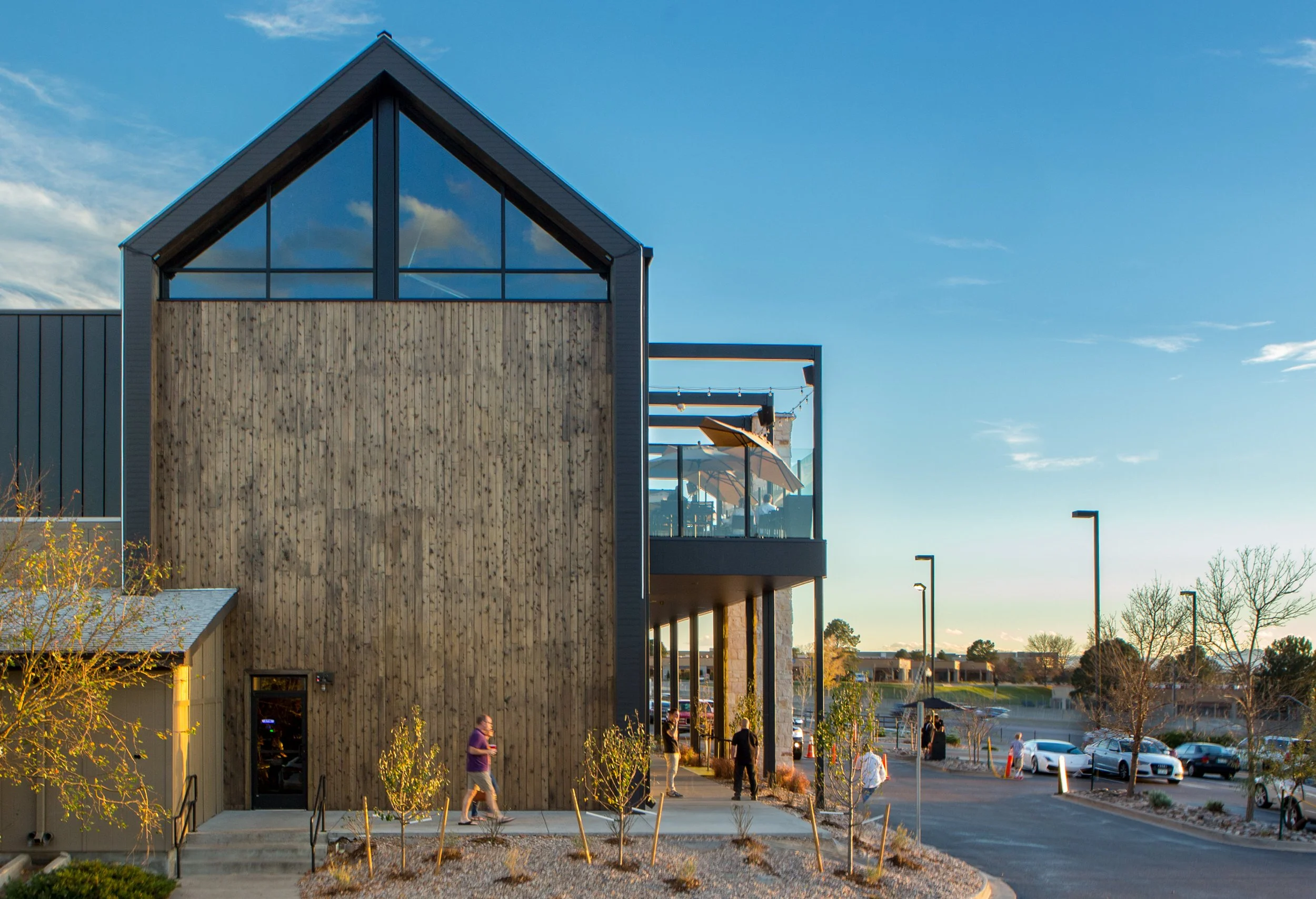 ViewHouse EATERY — Roth Sheppard Architects