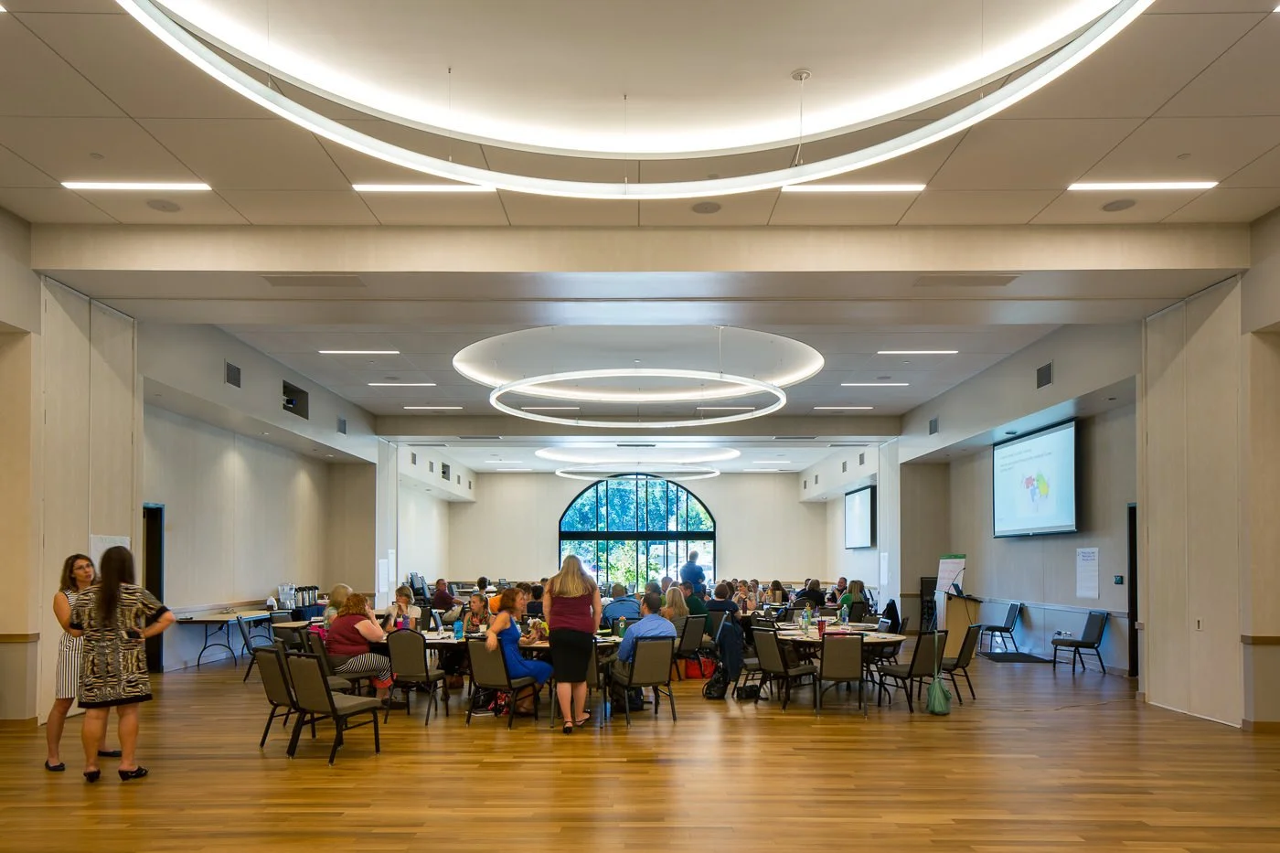 RIVERSIDE LIBRARY & CULTURAL CENTER — Roth Sheppard Architects