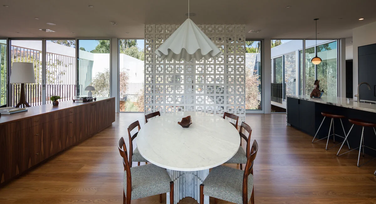 Athina — Nakhshab Development Design