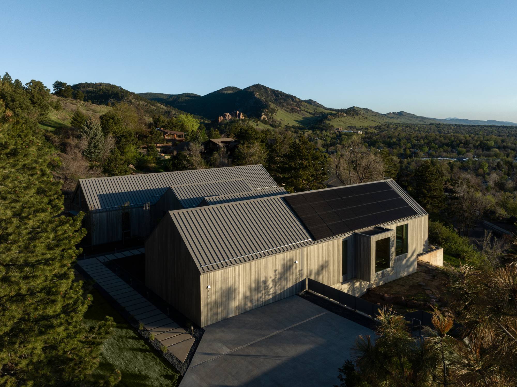 Villa H — Studio B 