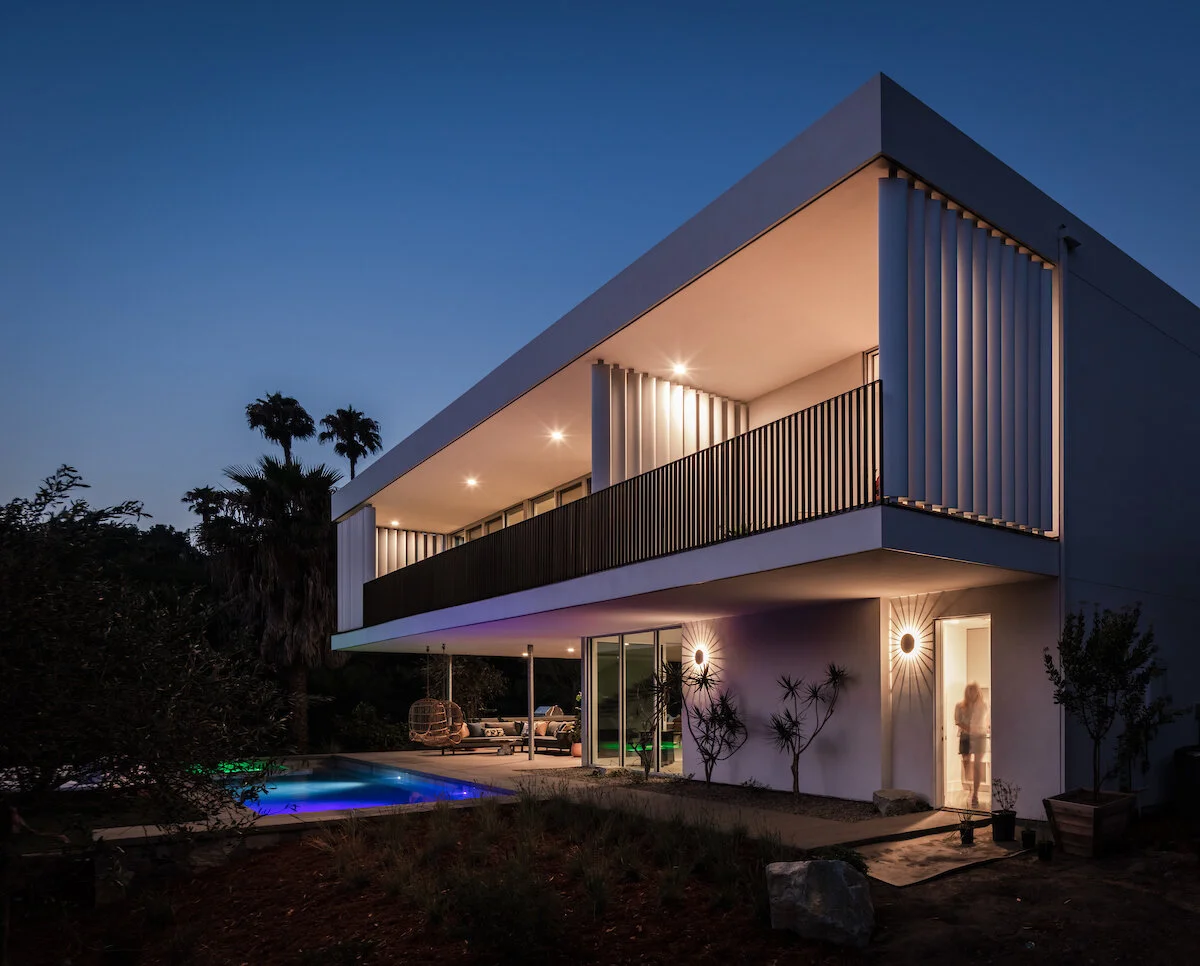 Athina — Nakhshab Development Design
