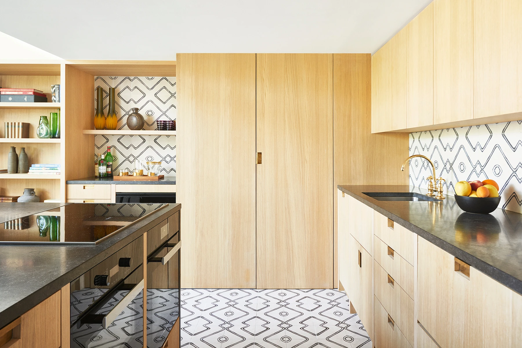 Paris Artist Garret — Commune Design