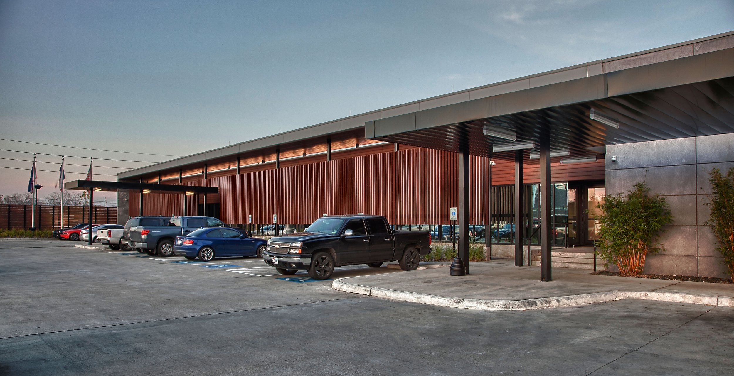 HOUSTON POLICE DEPARTMENT SOUTH GESSNER DIVISION — Roth Sheppard Architects