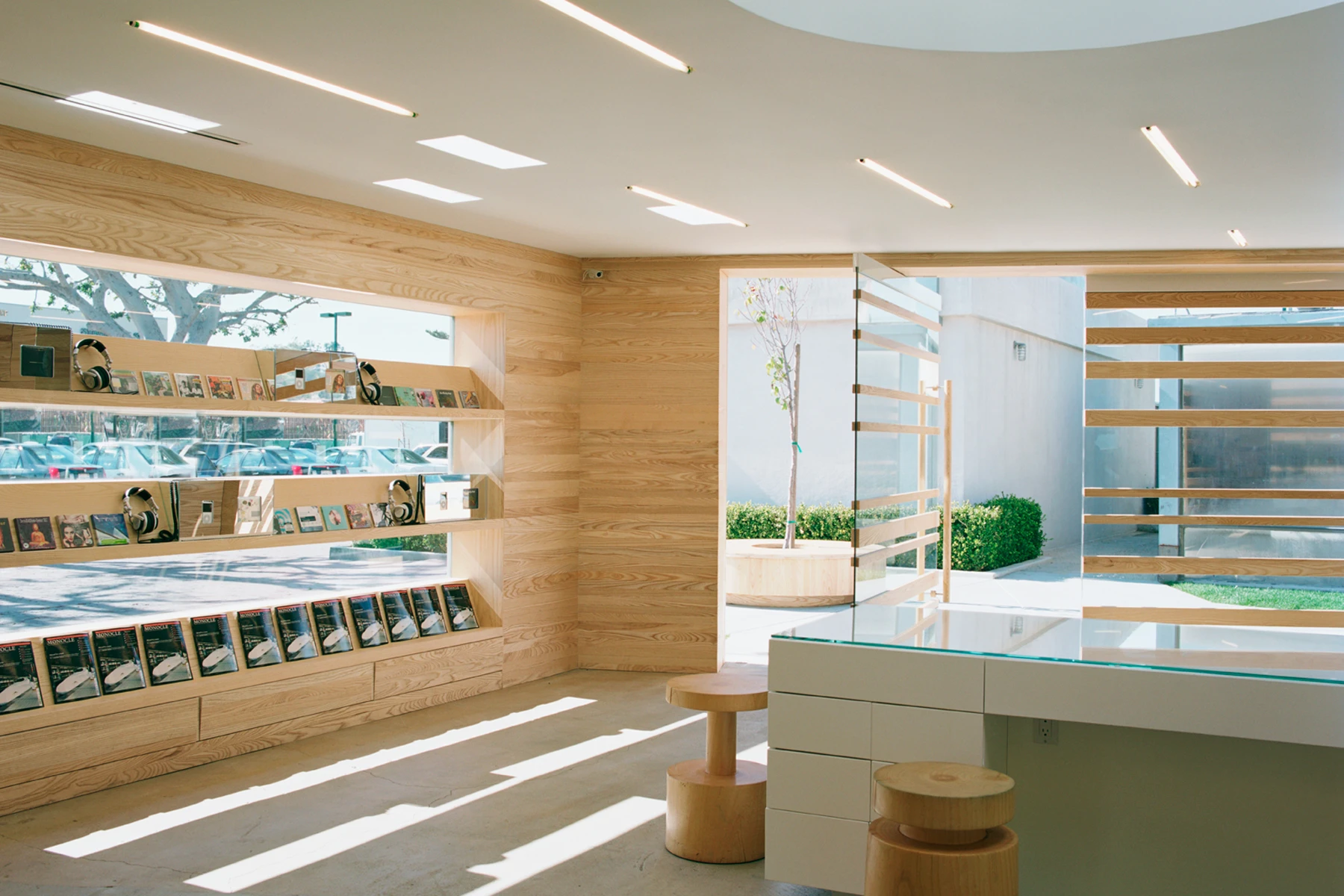 Oliver Peoples — Commune Design