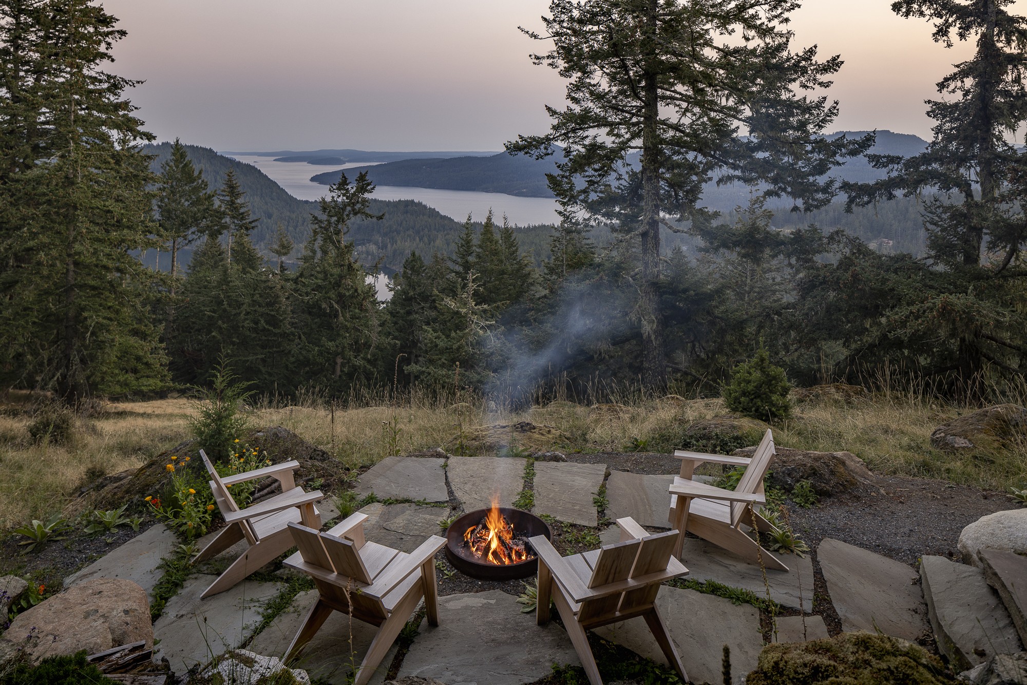 Heliotrope — Hillside Residence — Heliotrope Architects