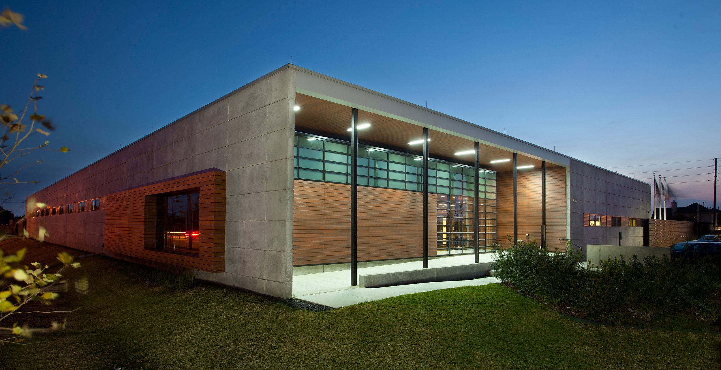 HOUSTON POLICE DEPARTMENT SOUTH GESSNER DIVISION — Roth Sheppard Architects