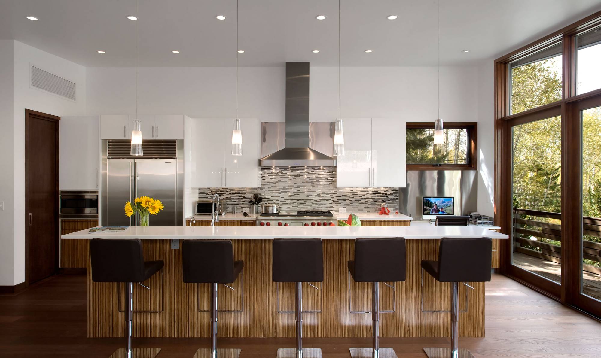 Wrap House — Studio B 