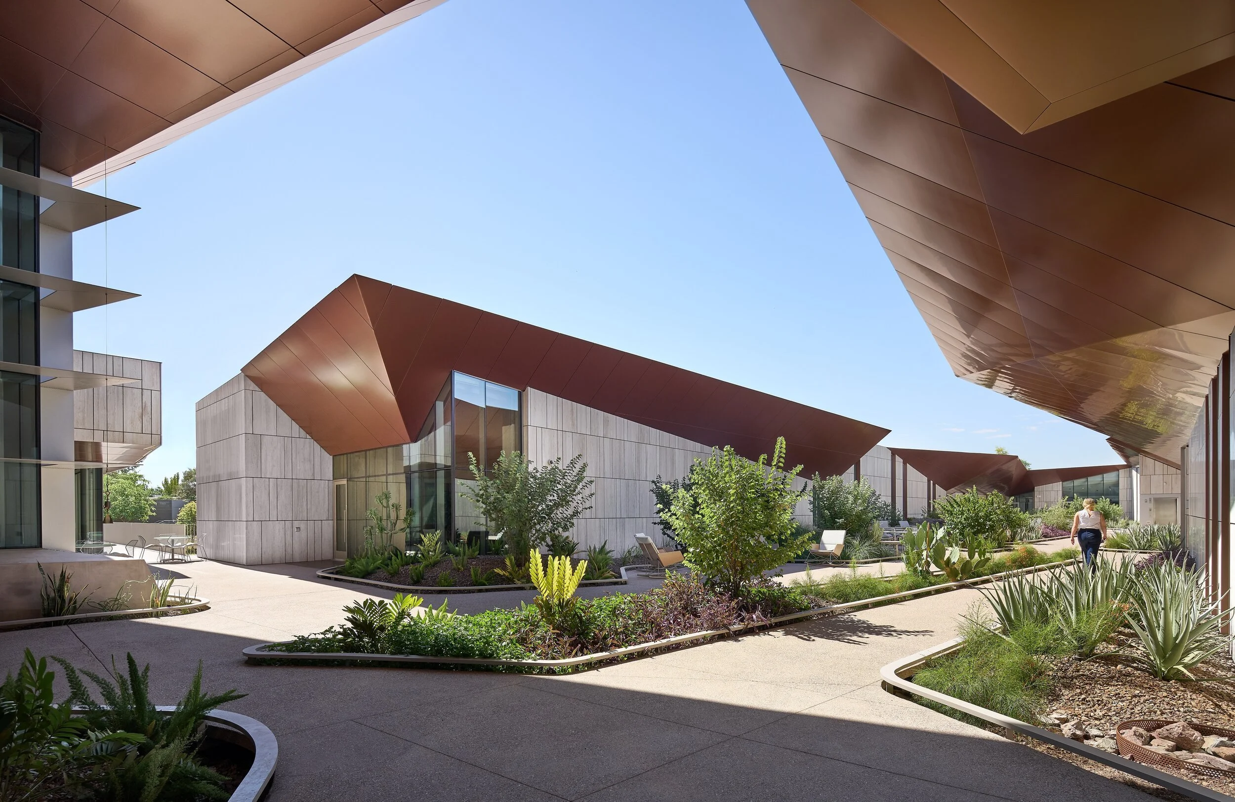 Helios Education Foundation and Vince Roig Convening Center — Studio NYL