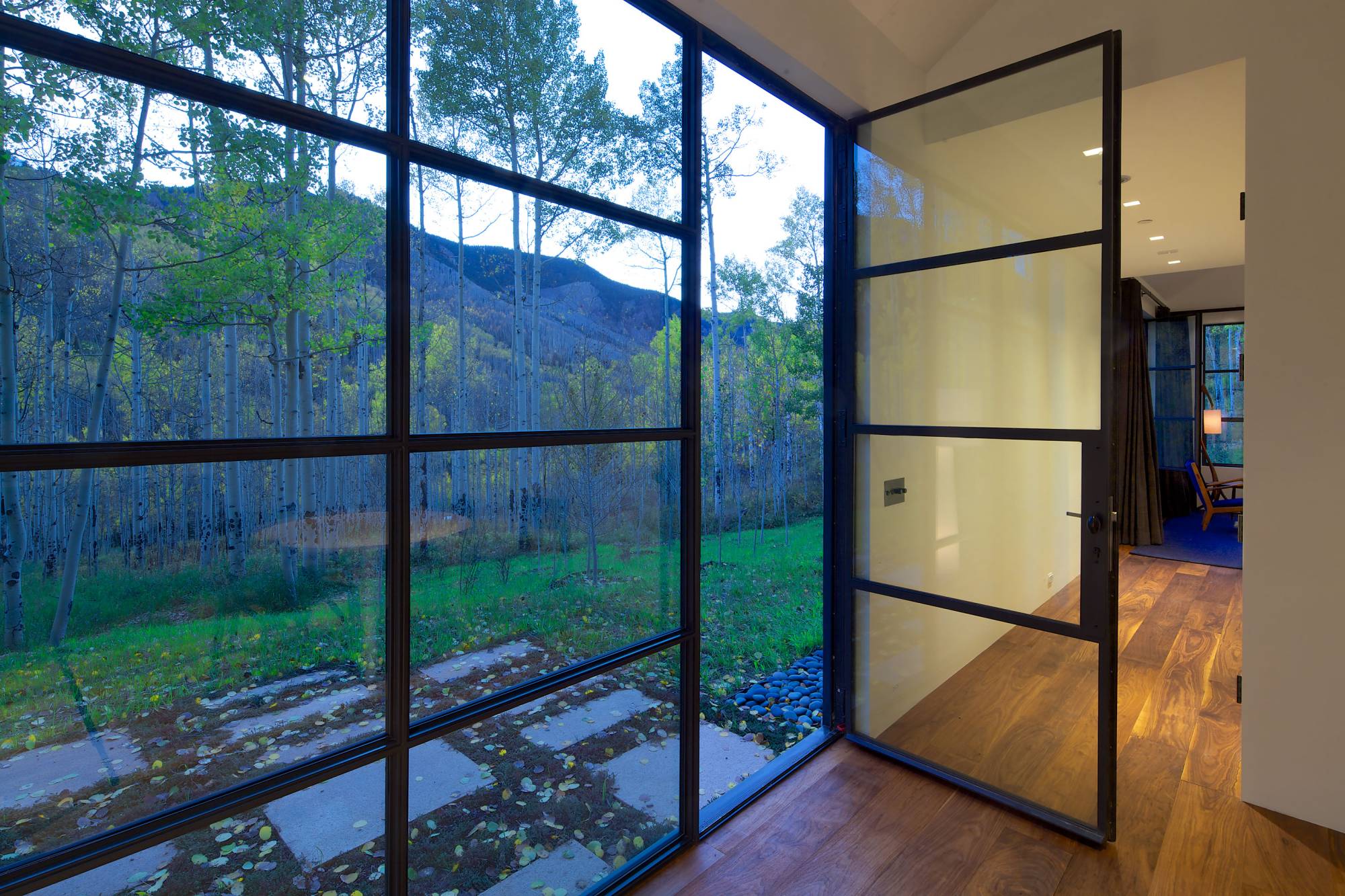 Cottage Black — Studio B 