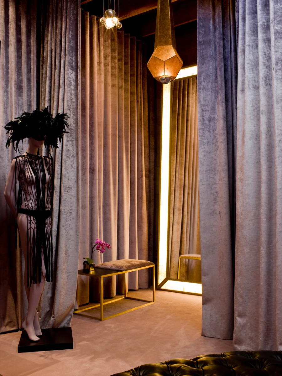 Kiki De Montparnasse — Commune Design