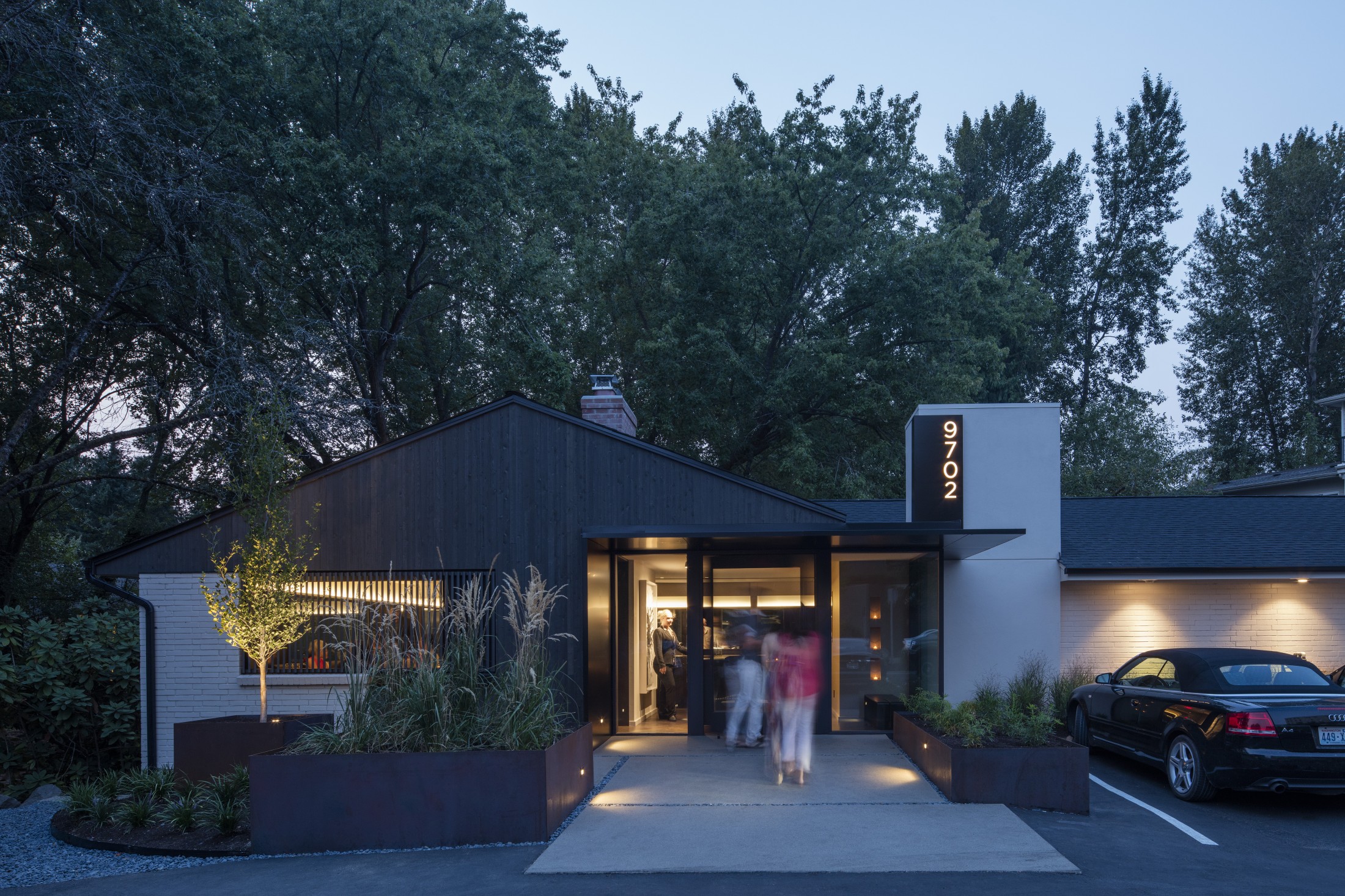 Heliotrope — Café Juanita — Heliotrope Architects
