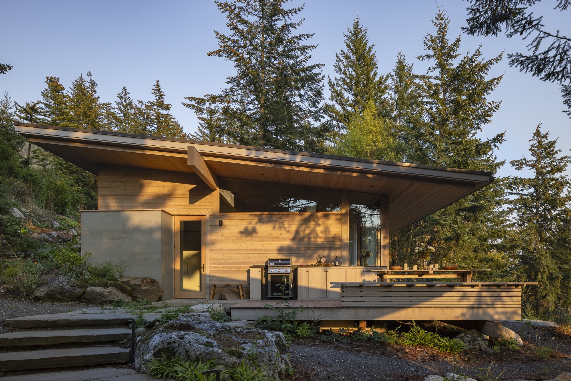 Heliotrope — Hillside Residence — Heliotrope Architects