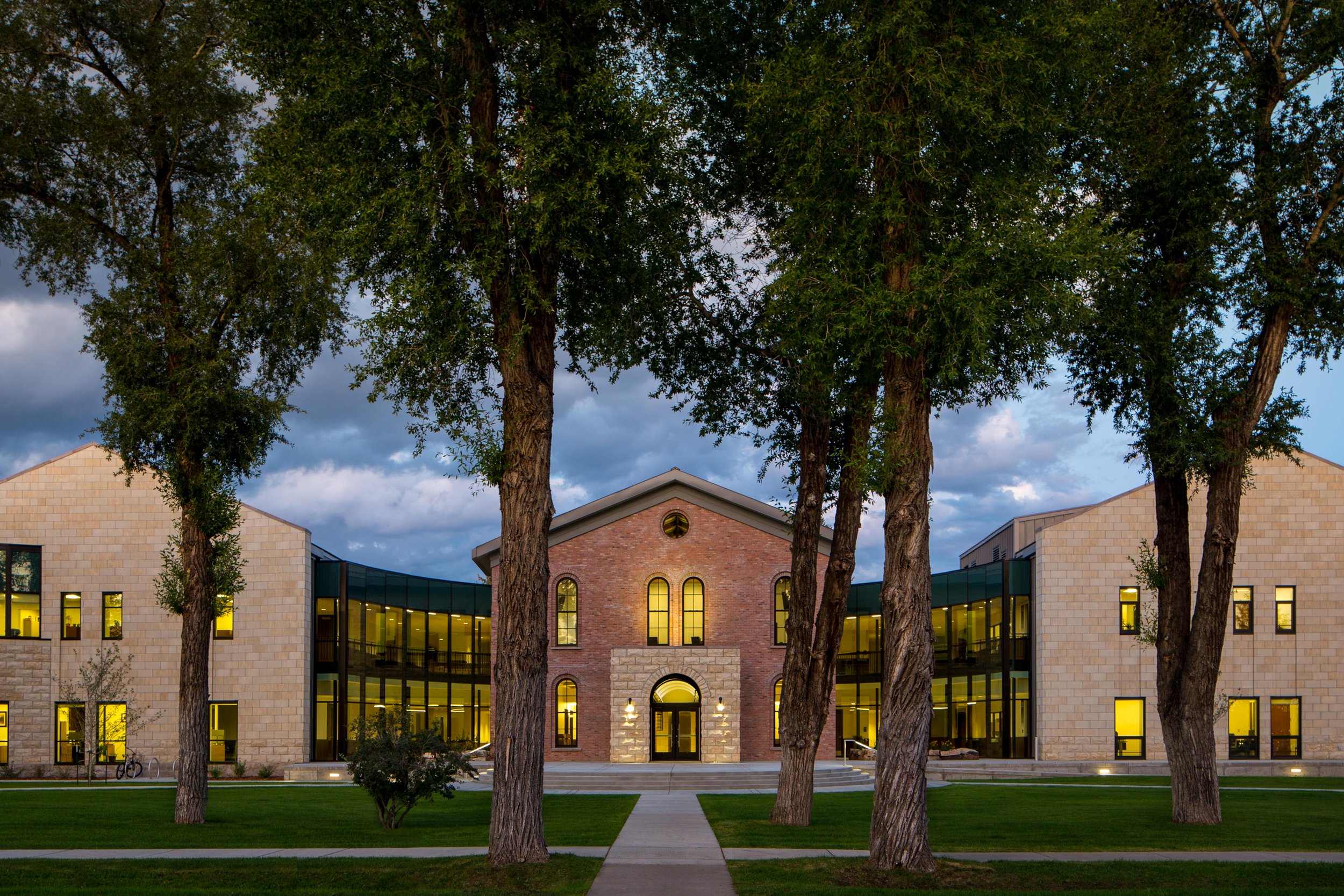 GUNNISON COUNTY COURTHOUSE & COUNTY ADMINISTRATION BUILDING — Roth Sheppard Architects