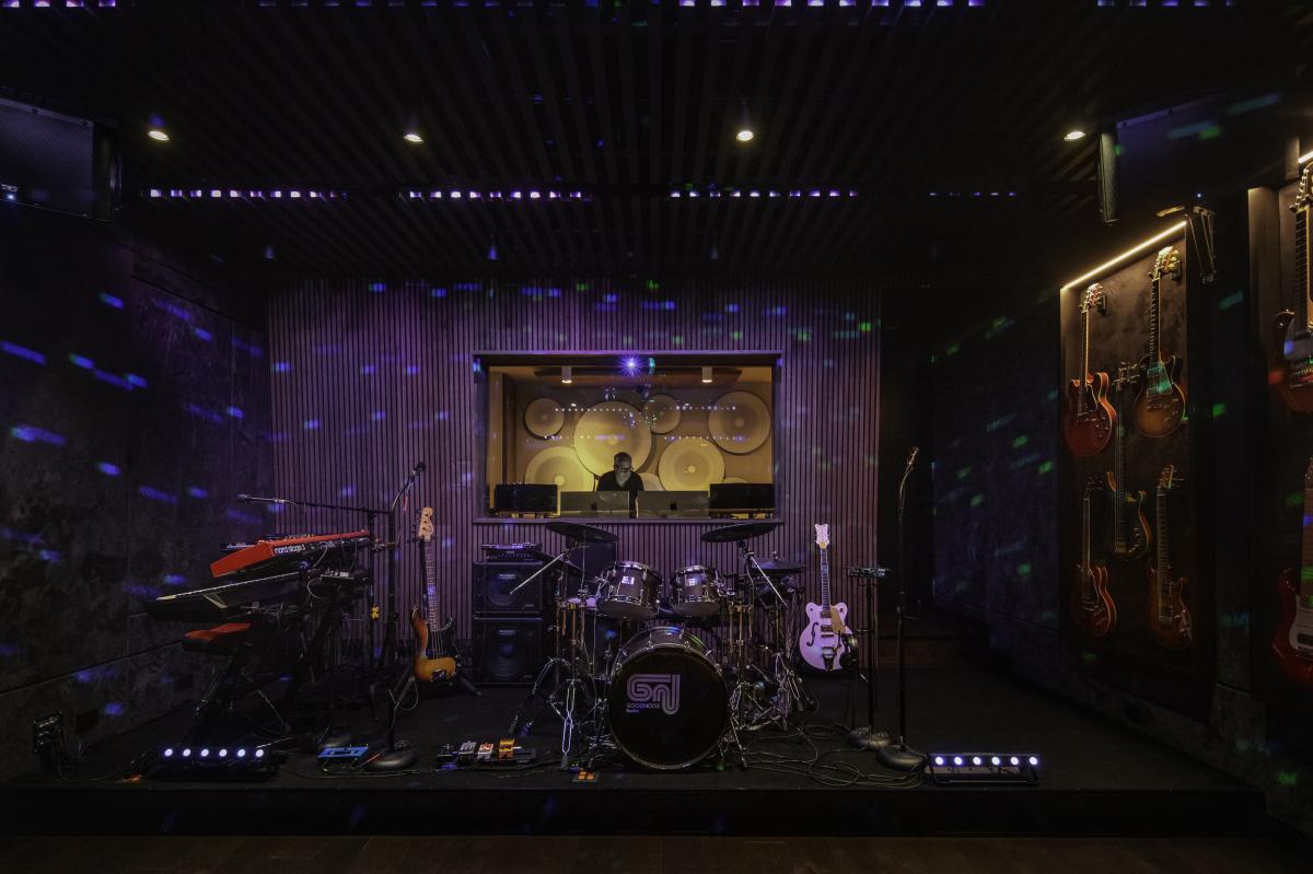 Panorama House — Studio B 