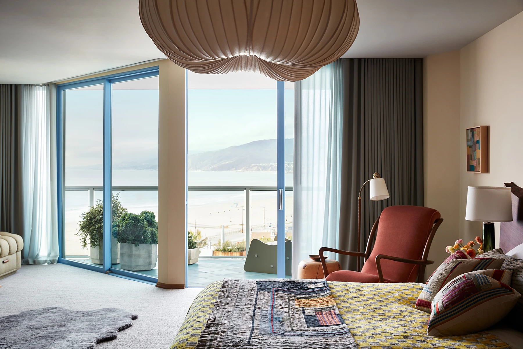 Santa Monica Apartment — Commune Design