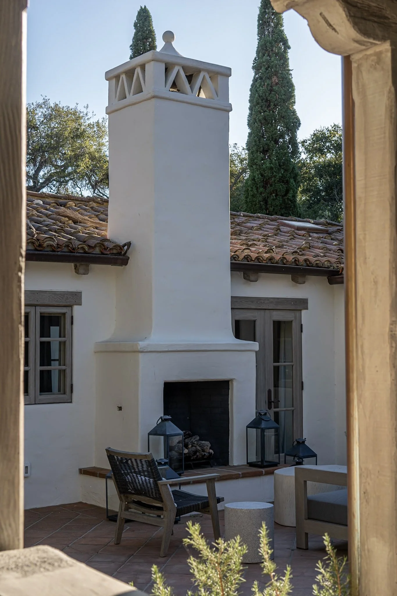 E. VALLEY HACIENDA — Becker Studios