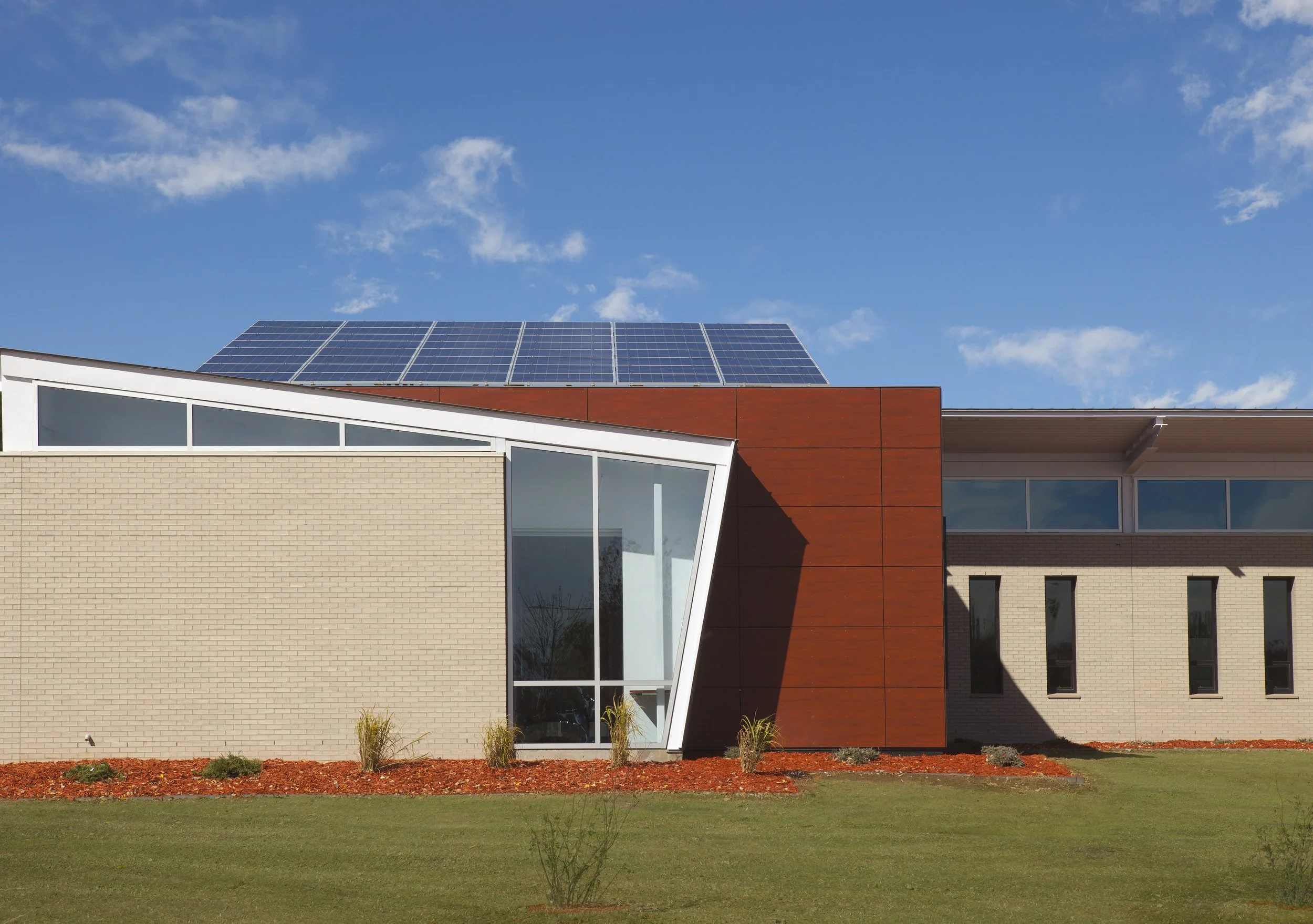 WINDSOR POLICE DEPARTMENT — Roth Sheppard Architects