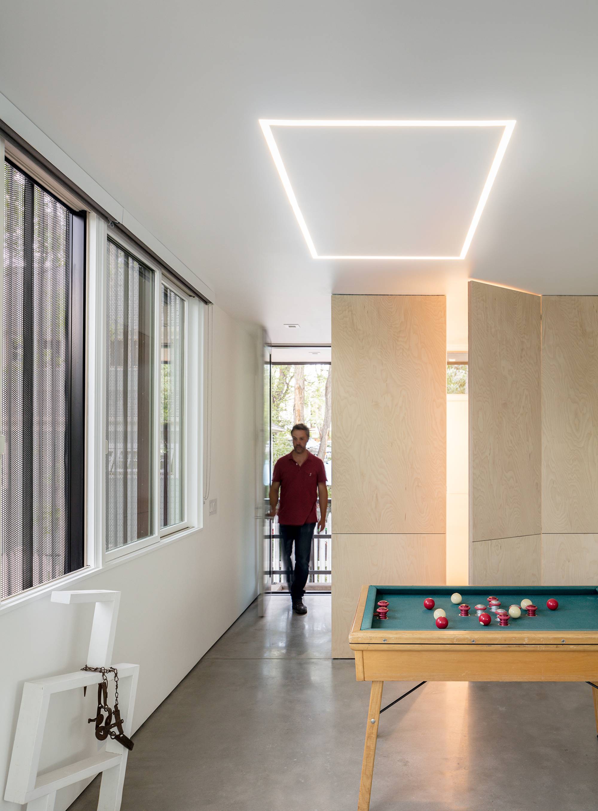 Space Pod — Studio B 