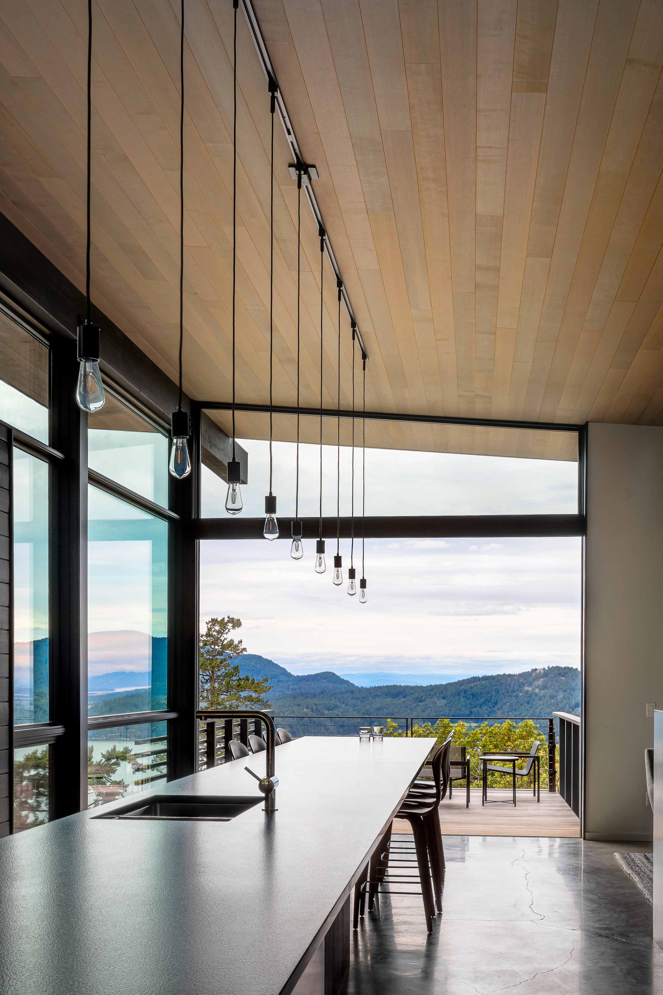 Heliotrope — Buck Mountain — Heliotrope Architects