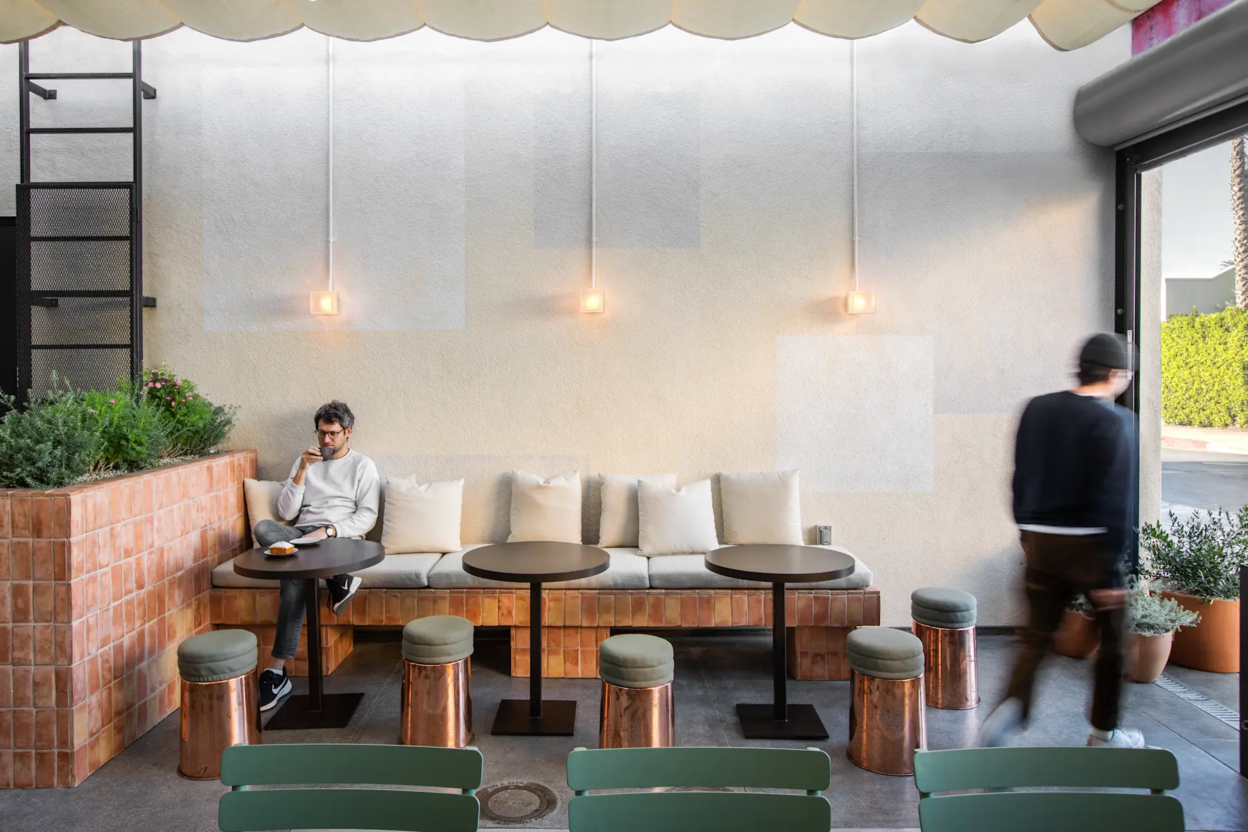 Breadblok — Commune Design
