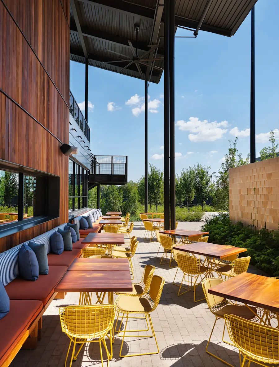 Banner House — Commune Design