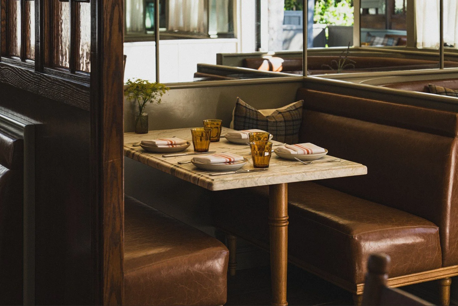 MONTE'S — Becker Studios