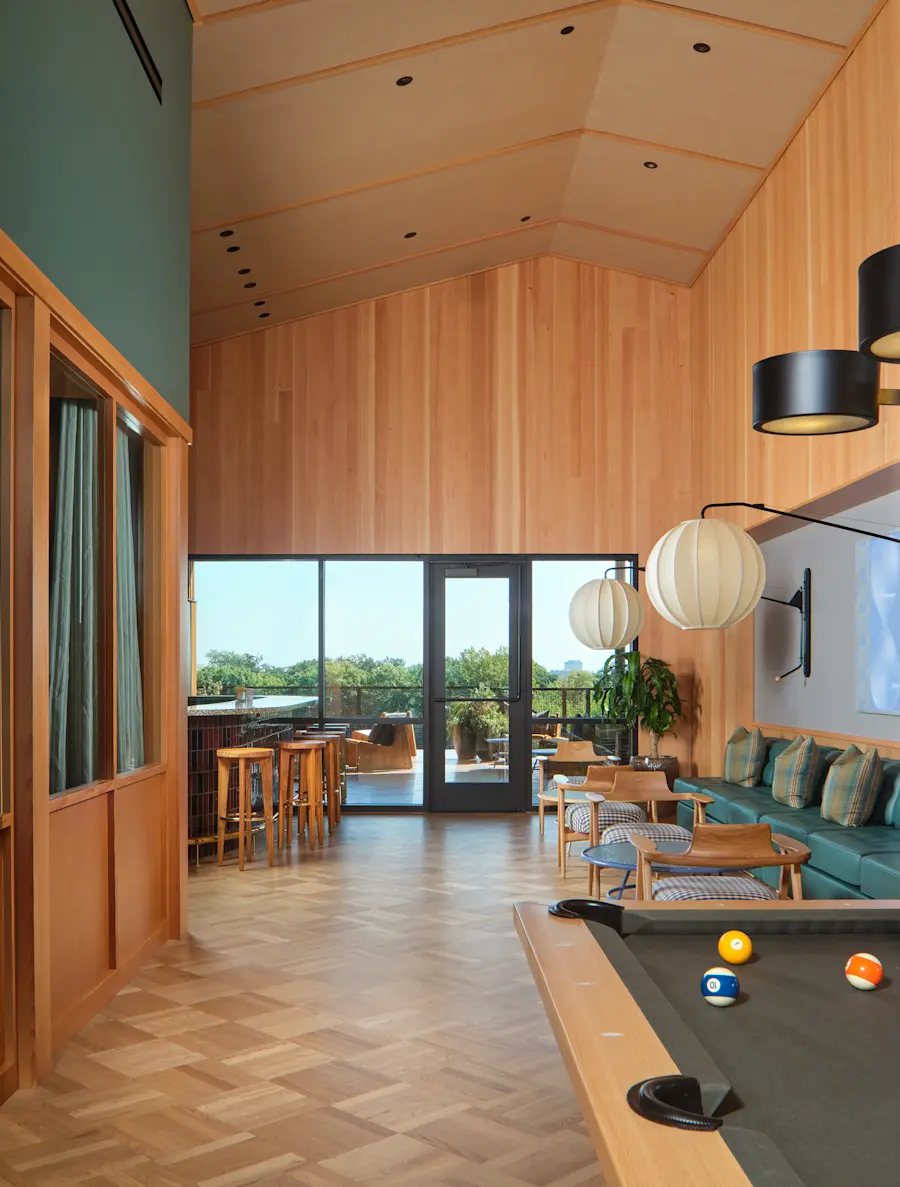 Banner House — Commune Design