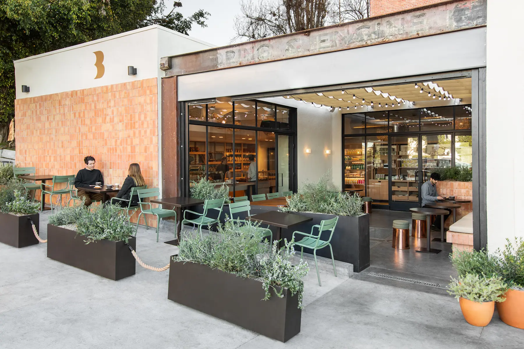 Breadblok — Commune Design