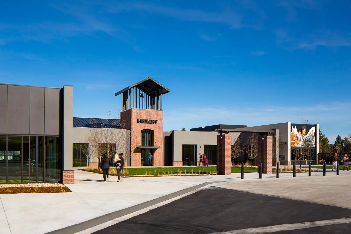 RIVERSIDE LIBRARY & CULTURAL CENTER — Roth Sheppard Architects