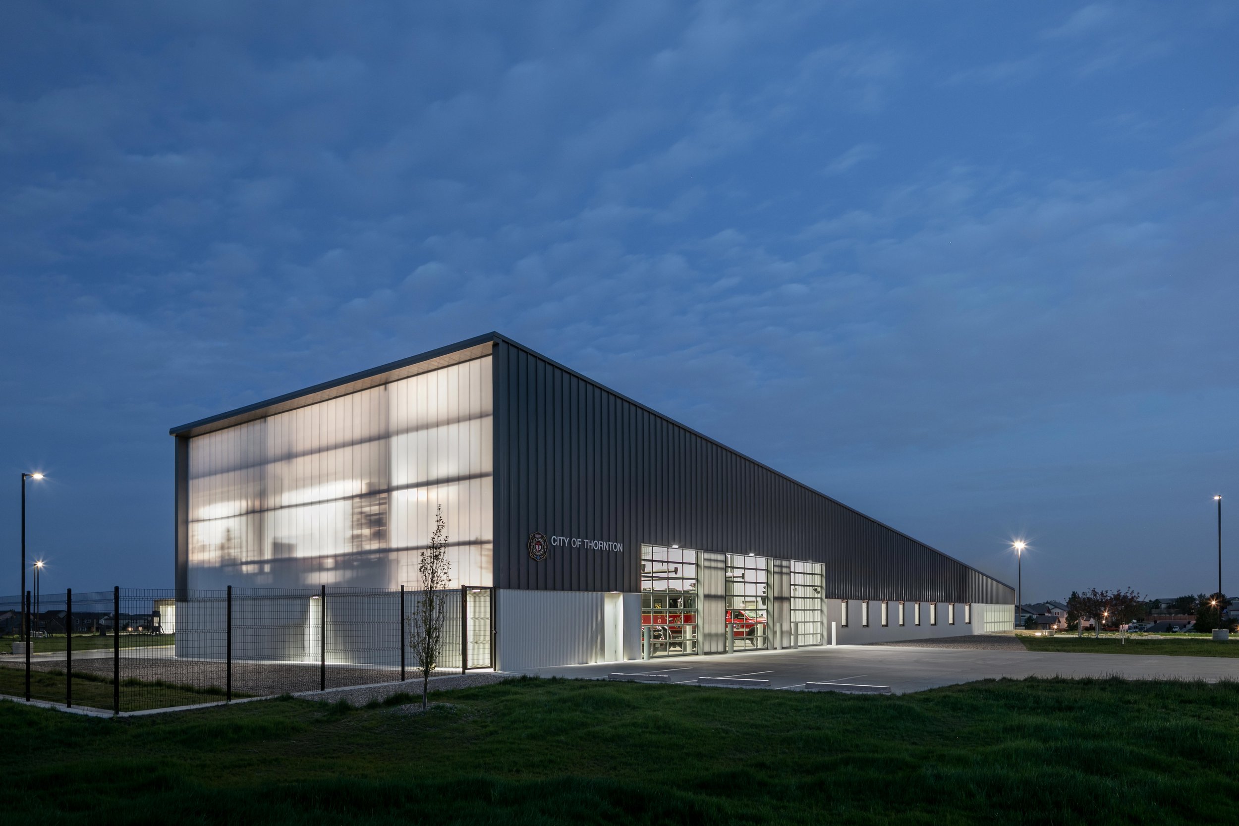 FOSSIL RIDGE PUBLIC SAFETY FACILITY — Roth Sheppard Architects