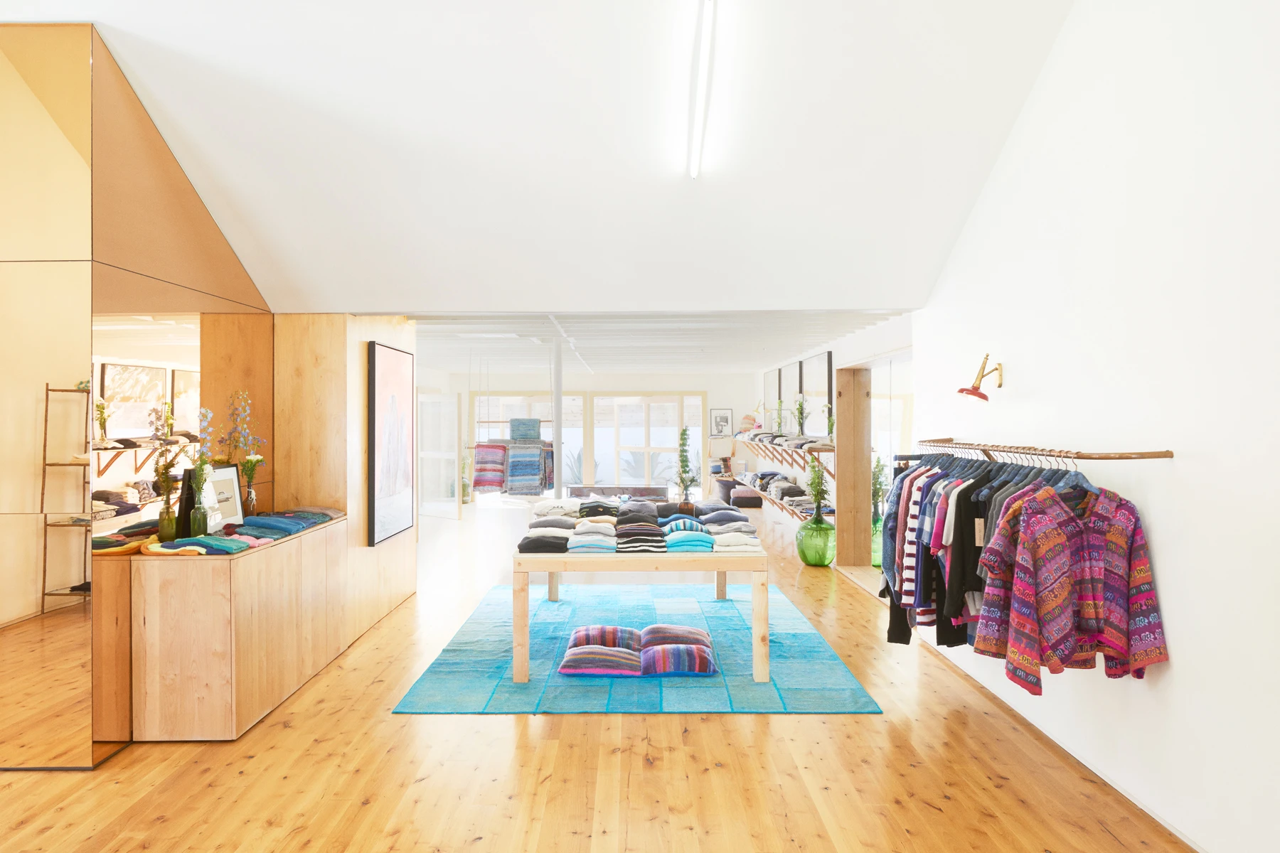 The Elder Statesman — Commune Design