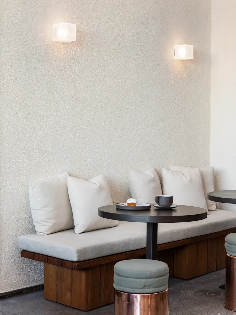 Breadblok — Commune Design