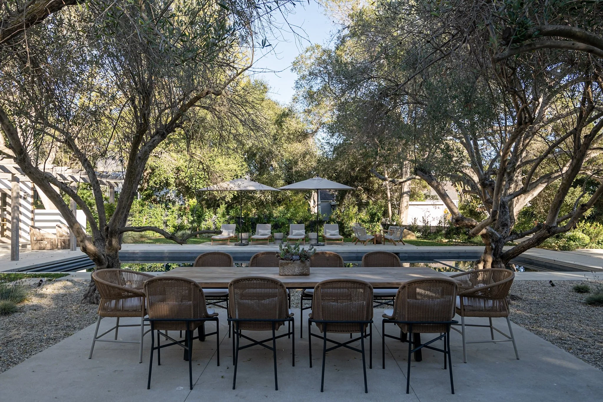 E. VALLEY HACIENDA — Becker Studios