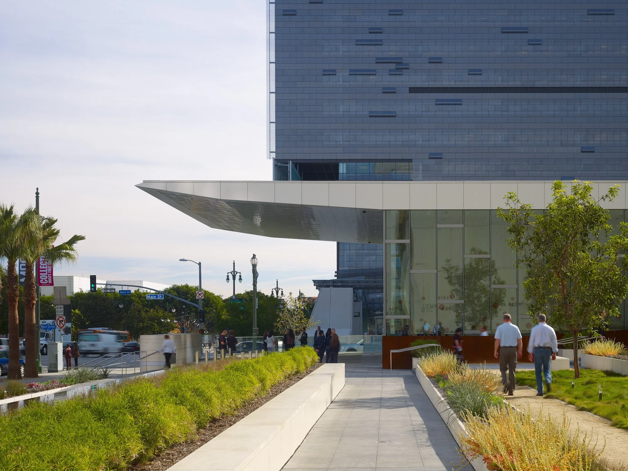 LOS ANGELES POLICE DEPARTMENT ADMINISTRATION BUILDING — Roth Sheppard Architects