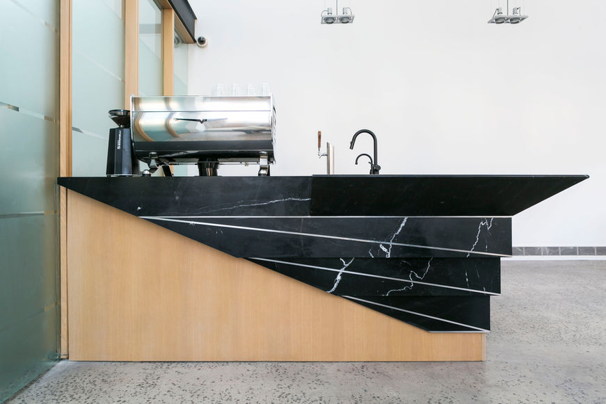 Konrad Espresso Bar-A cutting-edge Espresso Bar fora Soho incubator — Studio Vural Architects