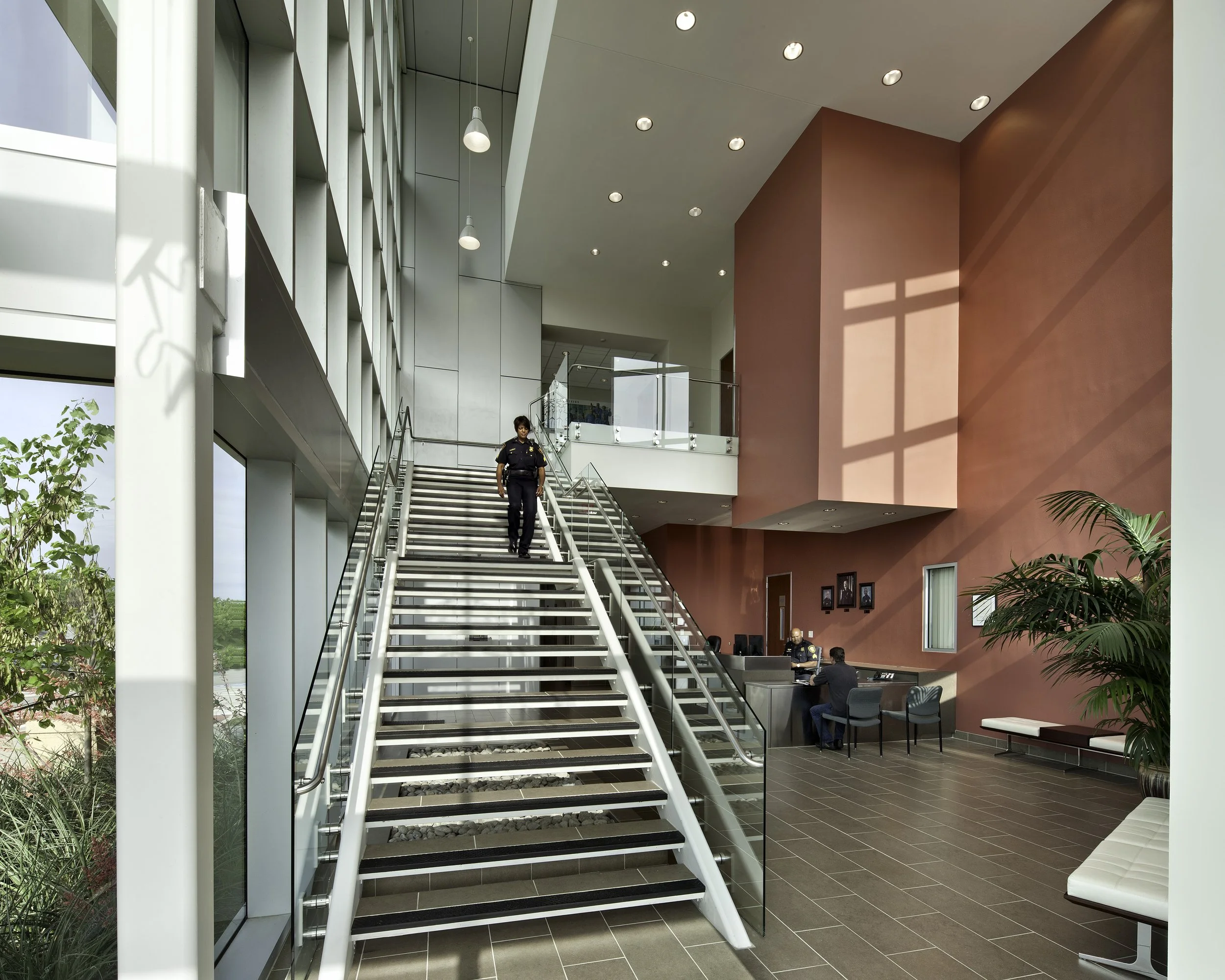 POLYTECHNIC HEIGHTS NEIGHBORHOOD POLICE CENTER — Roth Sheppard Architects