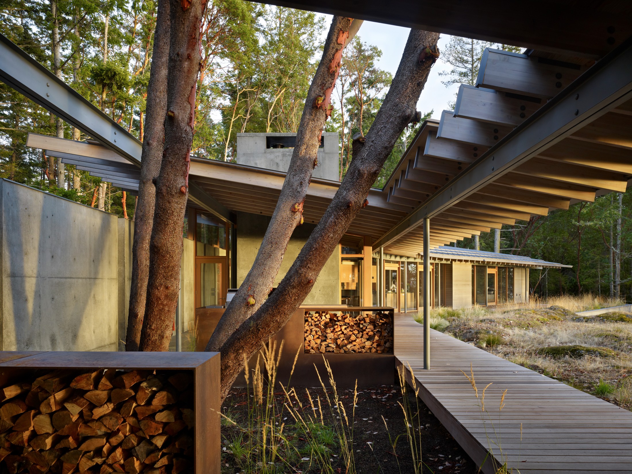 Heliotrope — Suncrest — Heliotrope Architects