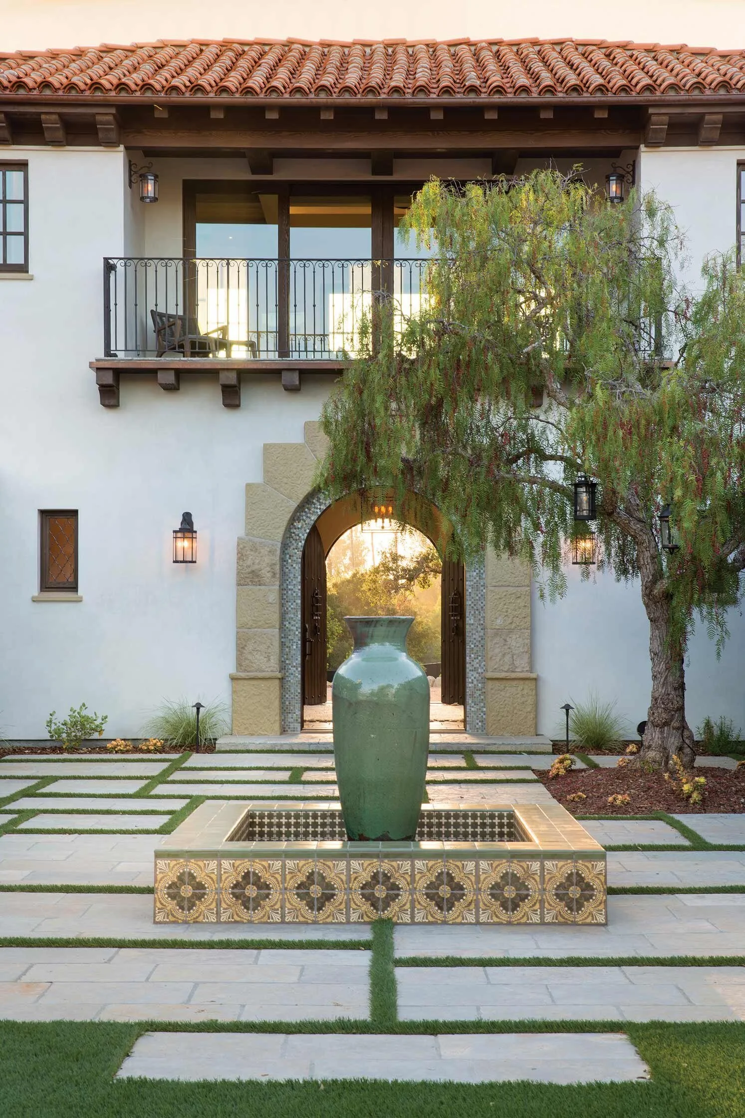 Modern Hacienda Style Architecture Design in Ojai by Tom Meaney — Tom Meaney