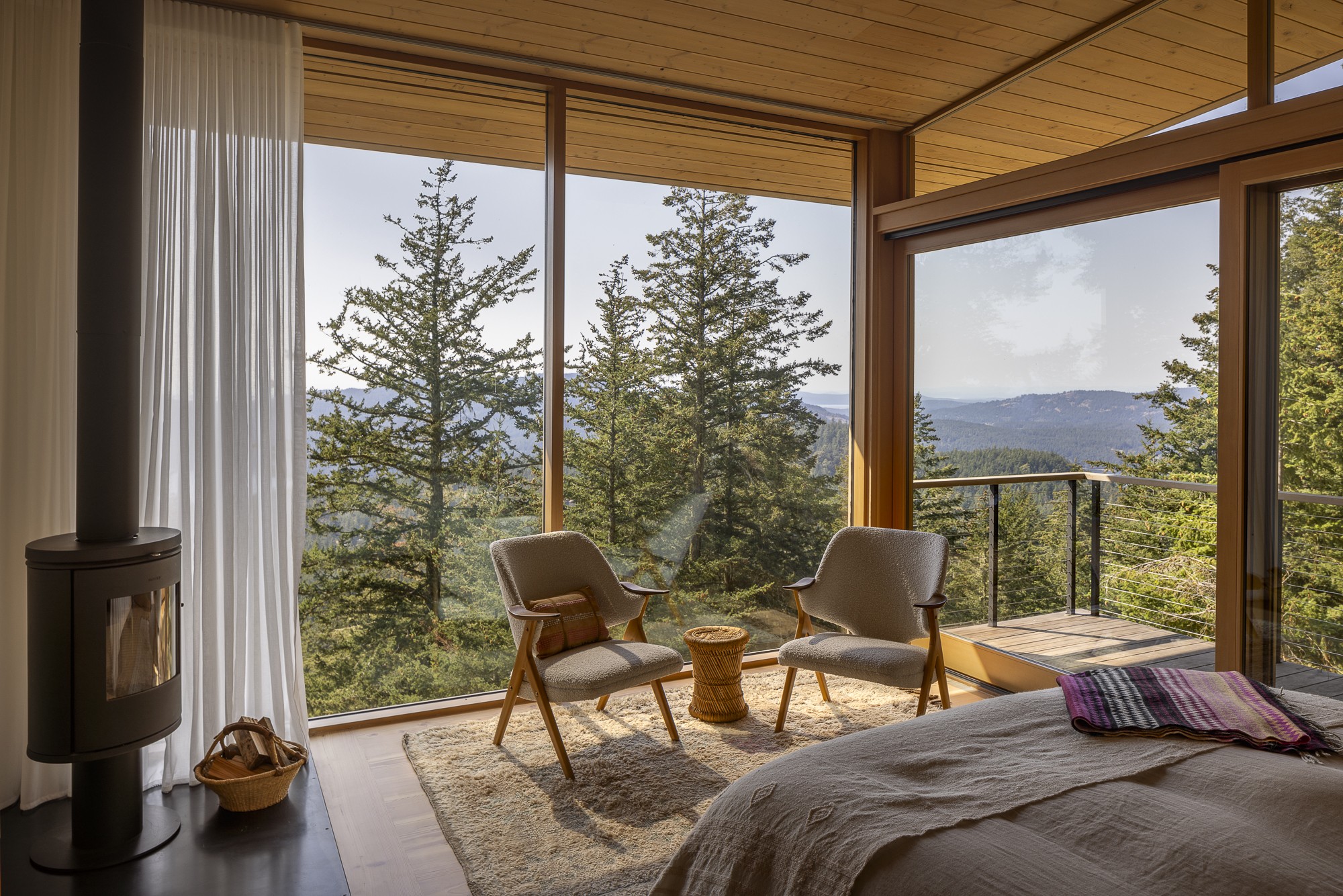 Heliotrope — Hillside Residence — Heliotrope Architects